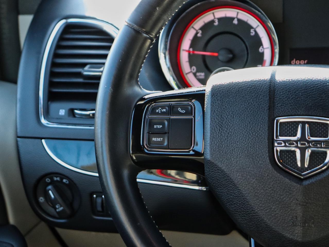 2019 Dodge Grand Caravan SE Photo
