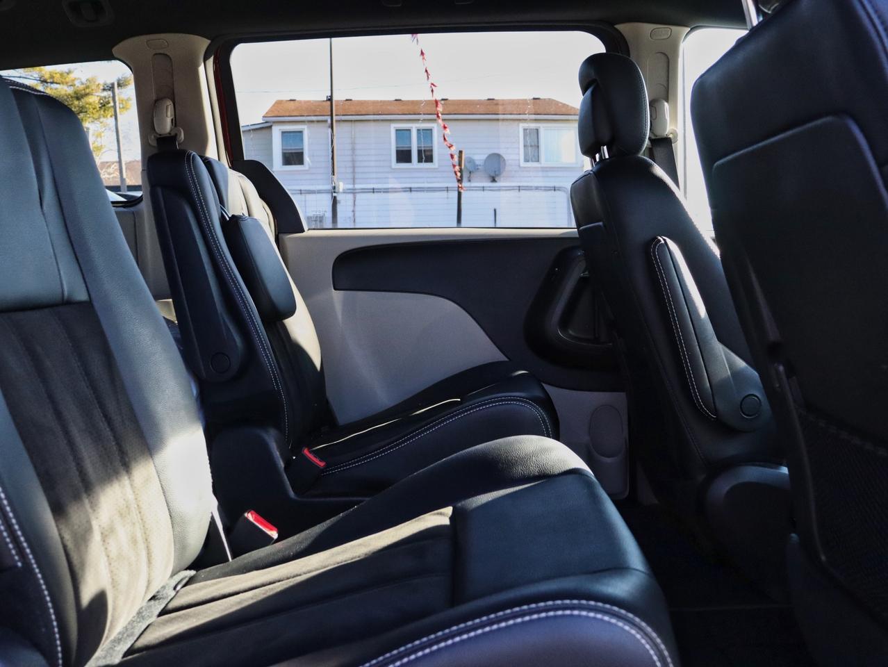 2019 Dodge Grand Caravan SE Photo