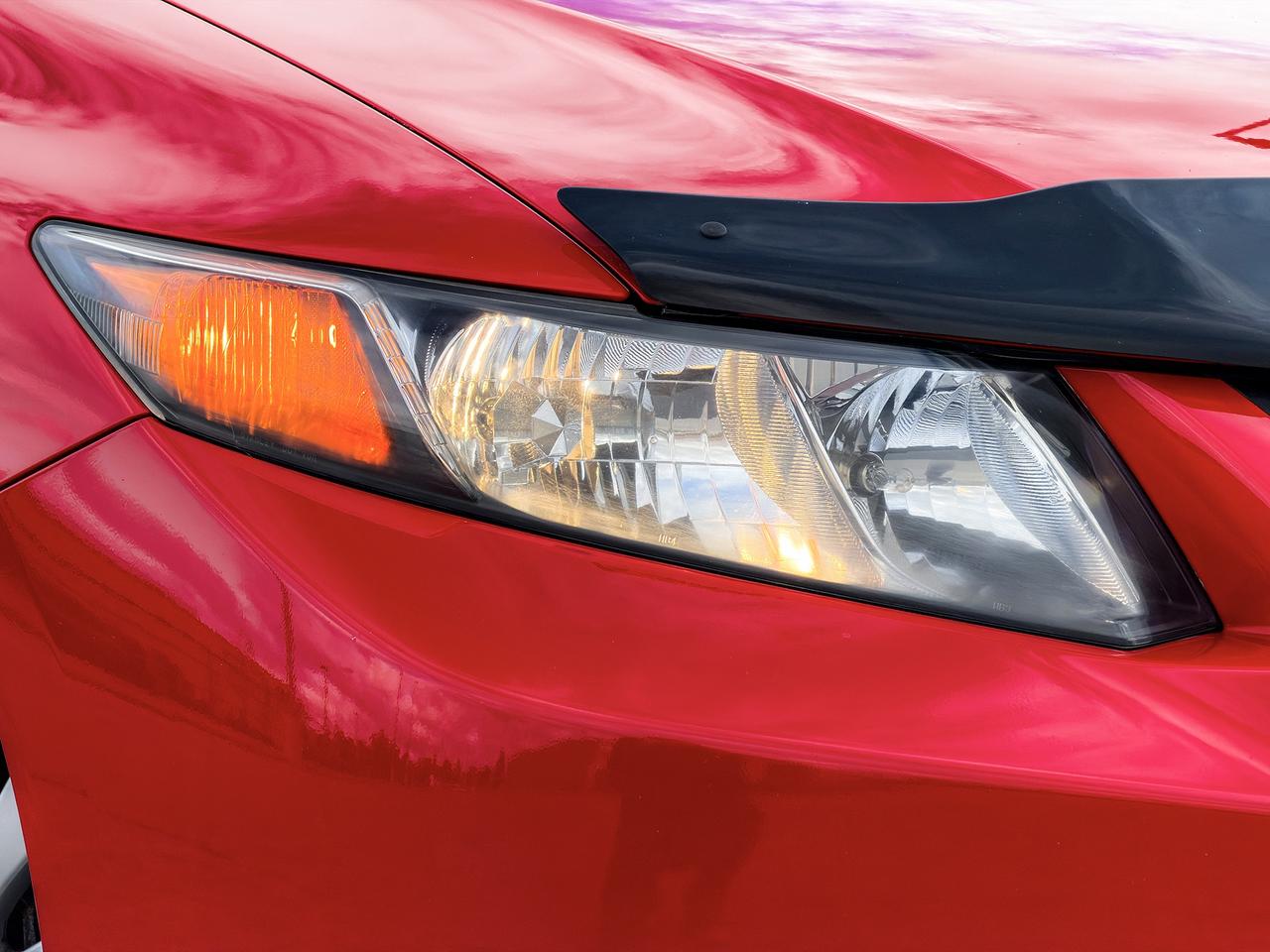 2012 Honda Civic EX-L w/Tech Pkg. Photo