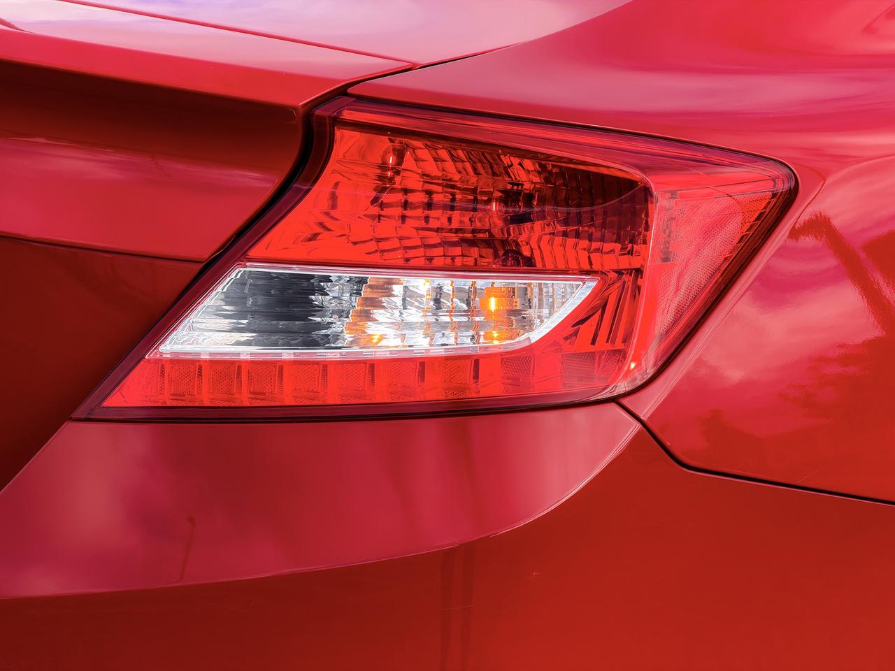 2012 Honda Civic EX-L w/Tech Pkg. Photo