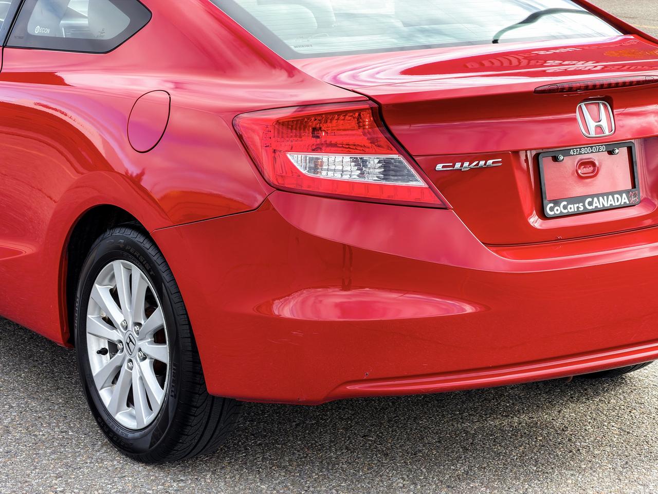 2012 Honda Civic EX-L w/Tech Pkg. Photo