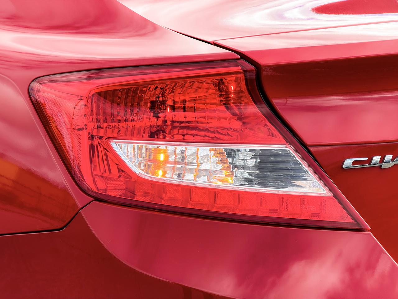 2012 Honda Civic EX-L w/Tech Pkg. Photo