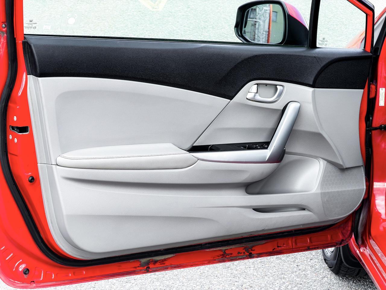 2012 Honda Civic EX-L w/Tech Pkg. Photo