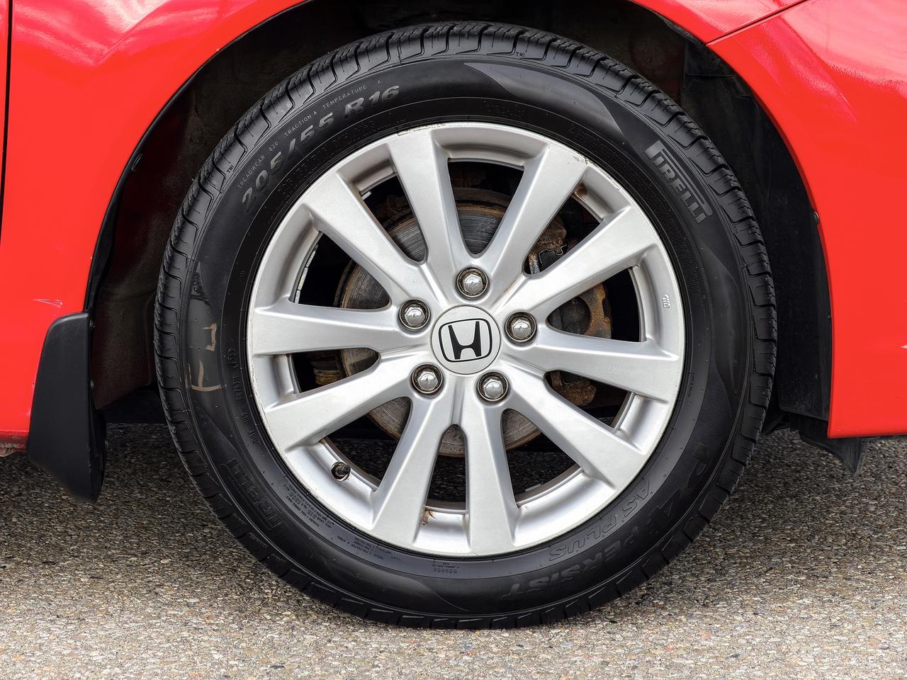 2012 Honda Civic EX-L w/Tech Pkg. Photo