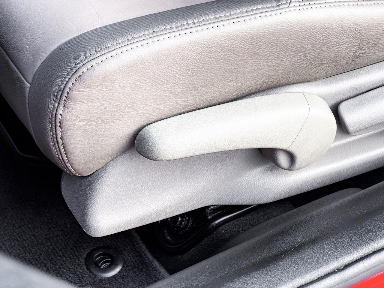 2012 Honda Civic EX-L w/Tech Pkg. Photo