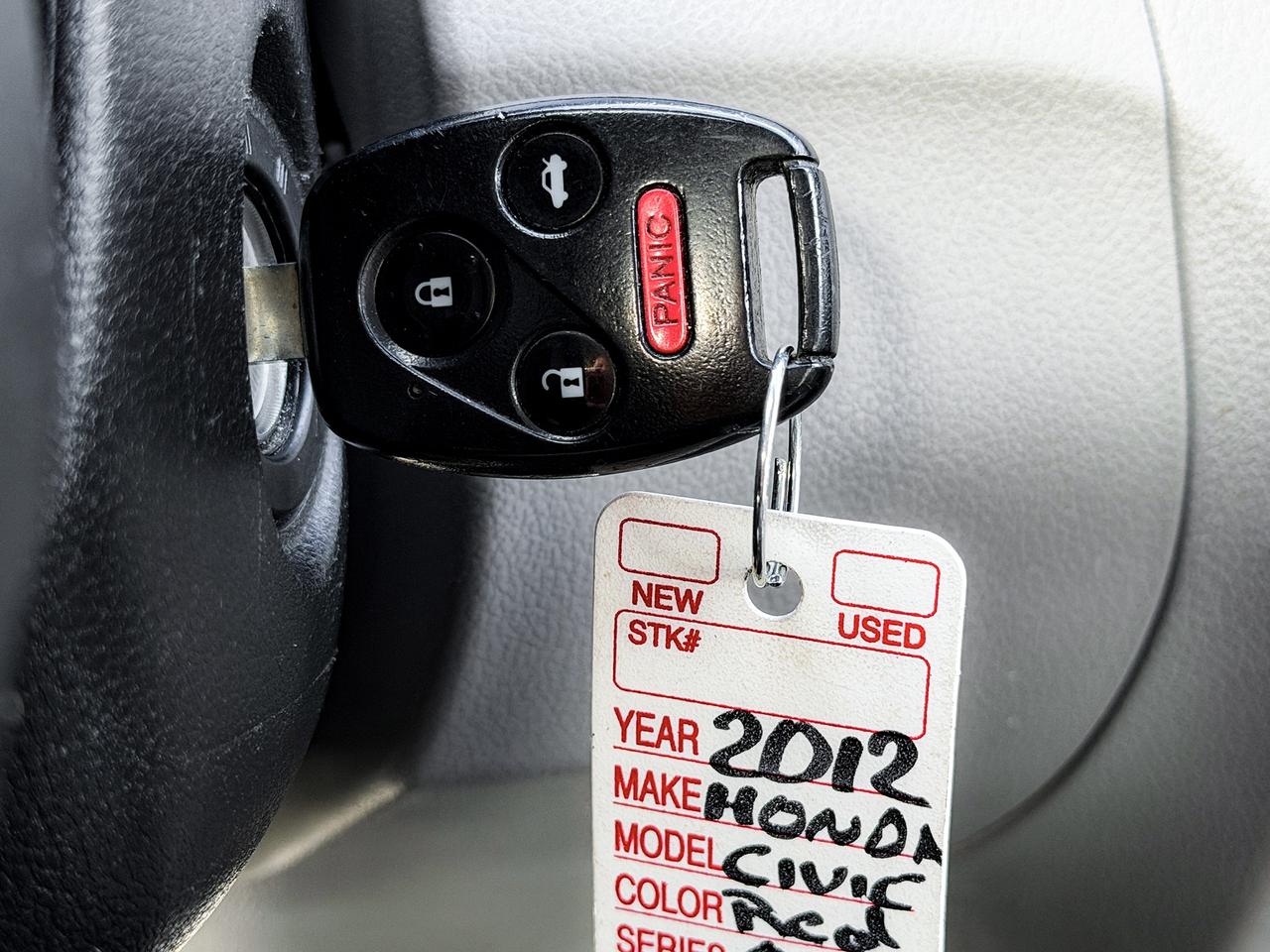 2012 Honda Civic EX-L w/Tech Pkg. Photo