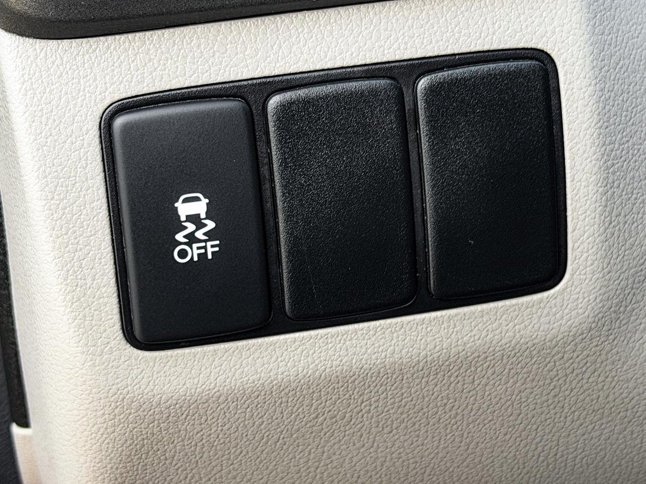 2012 Honda Civic EX-L w/Tech Pkg. Photo