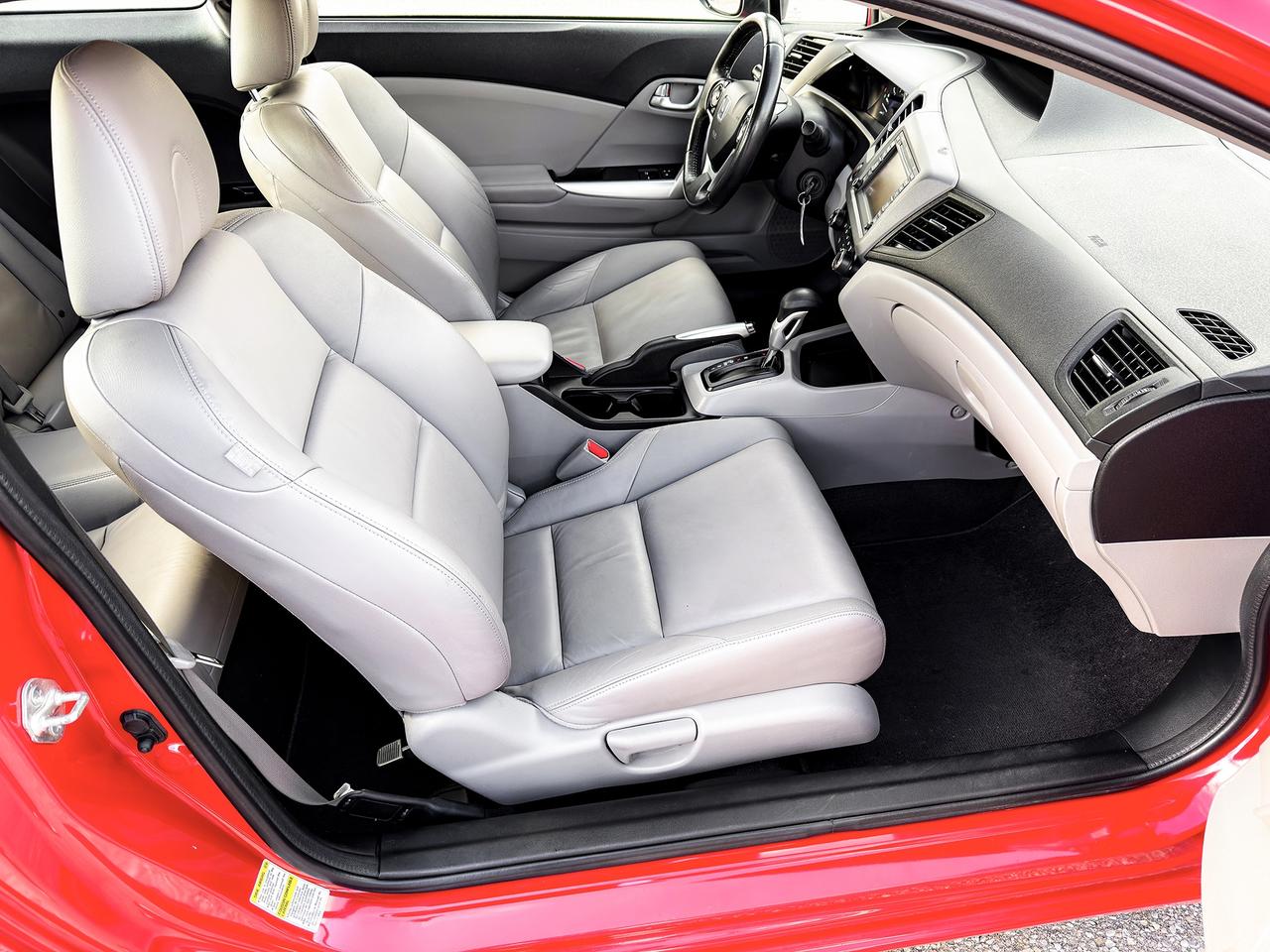 2012 Honda Civic EX-L w/Tech Pkg. Photo