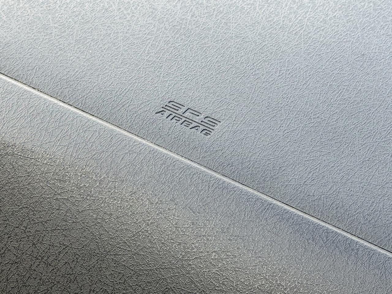 2012 Honda Civic EX-L w/Tech Pkg. Photo