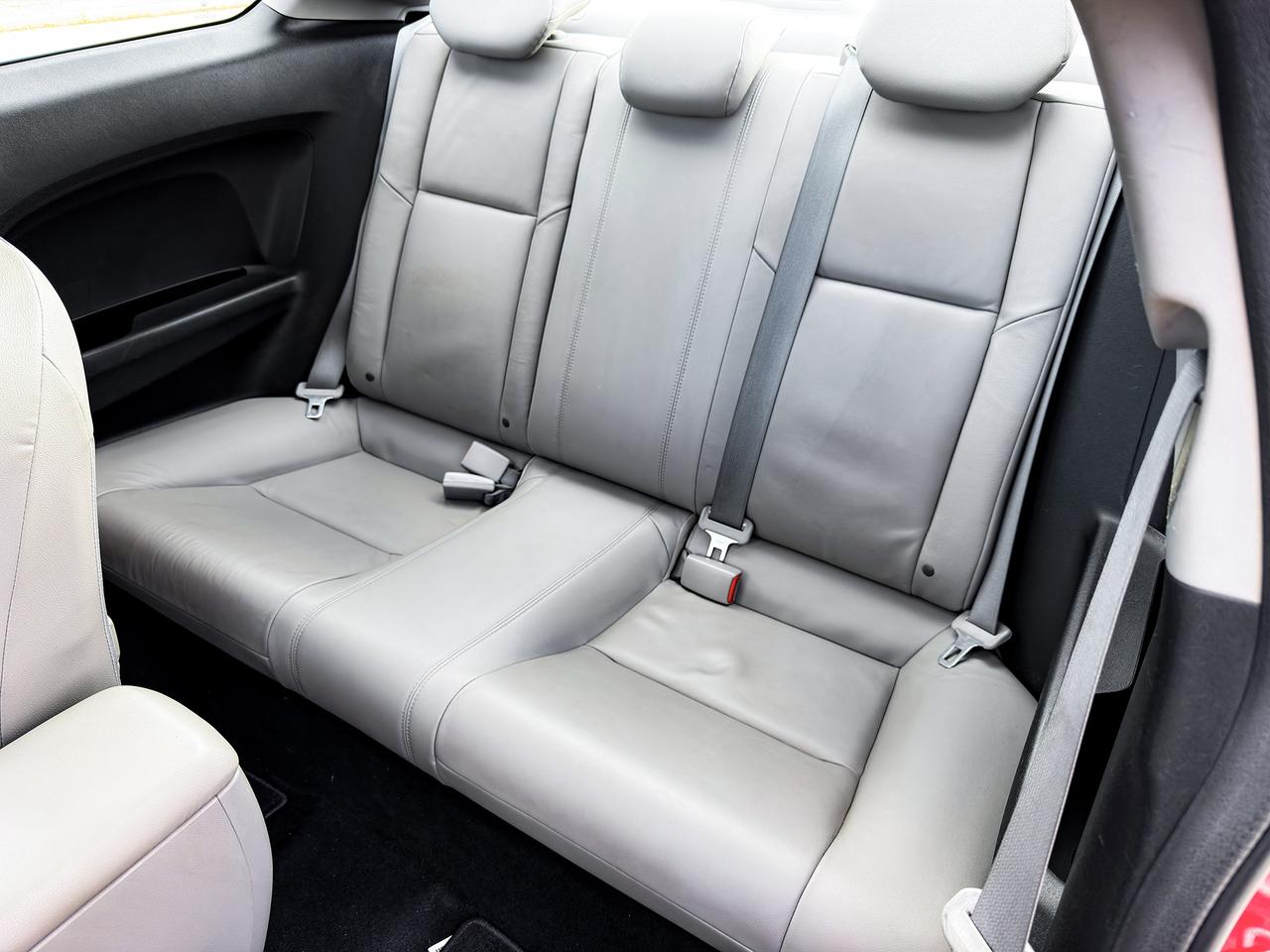 2012 Honda Civic EX-L w/Tech Pkg. Photo