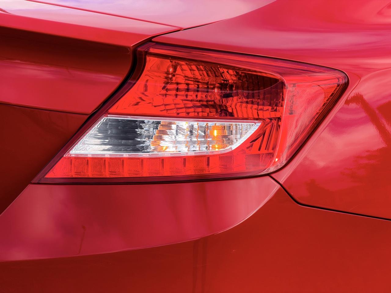 2012 Honda Civic EX-L w/Tech Pkg. Photo