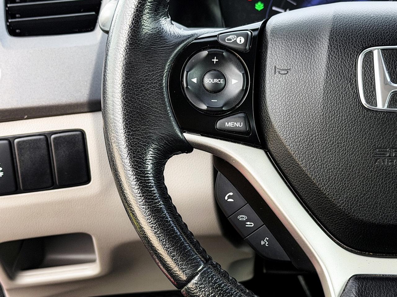 2012 Honda Civic EX-L w/Tech Pkg. Photo