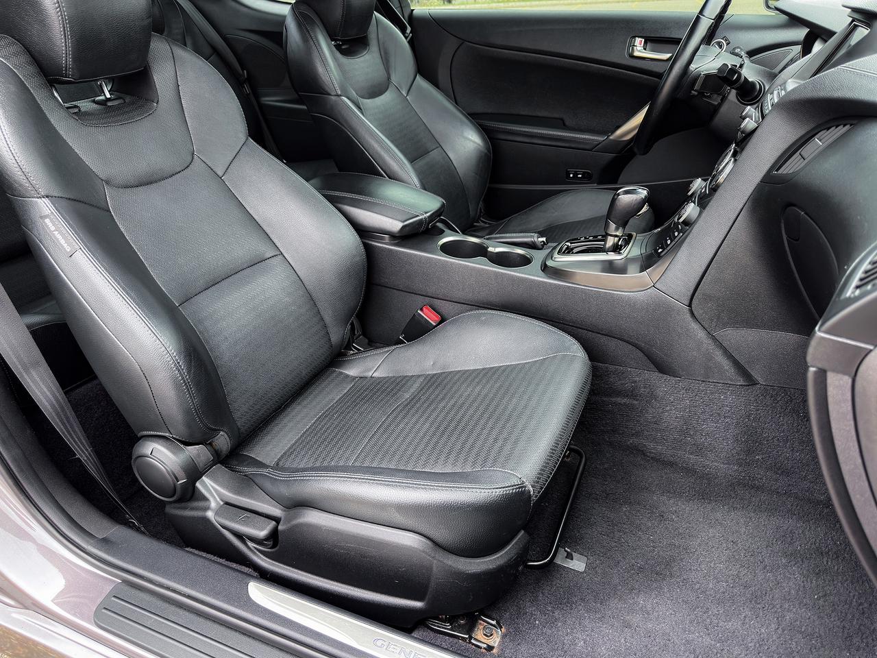 2013 Hyundai Genesis 3.8 GT Track Pkg Photo