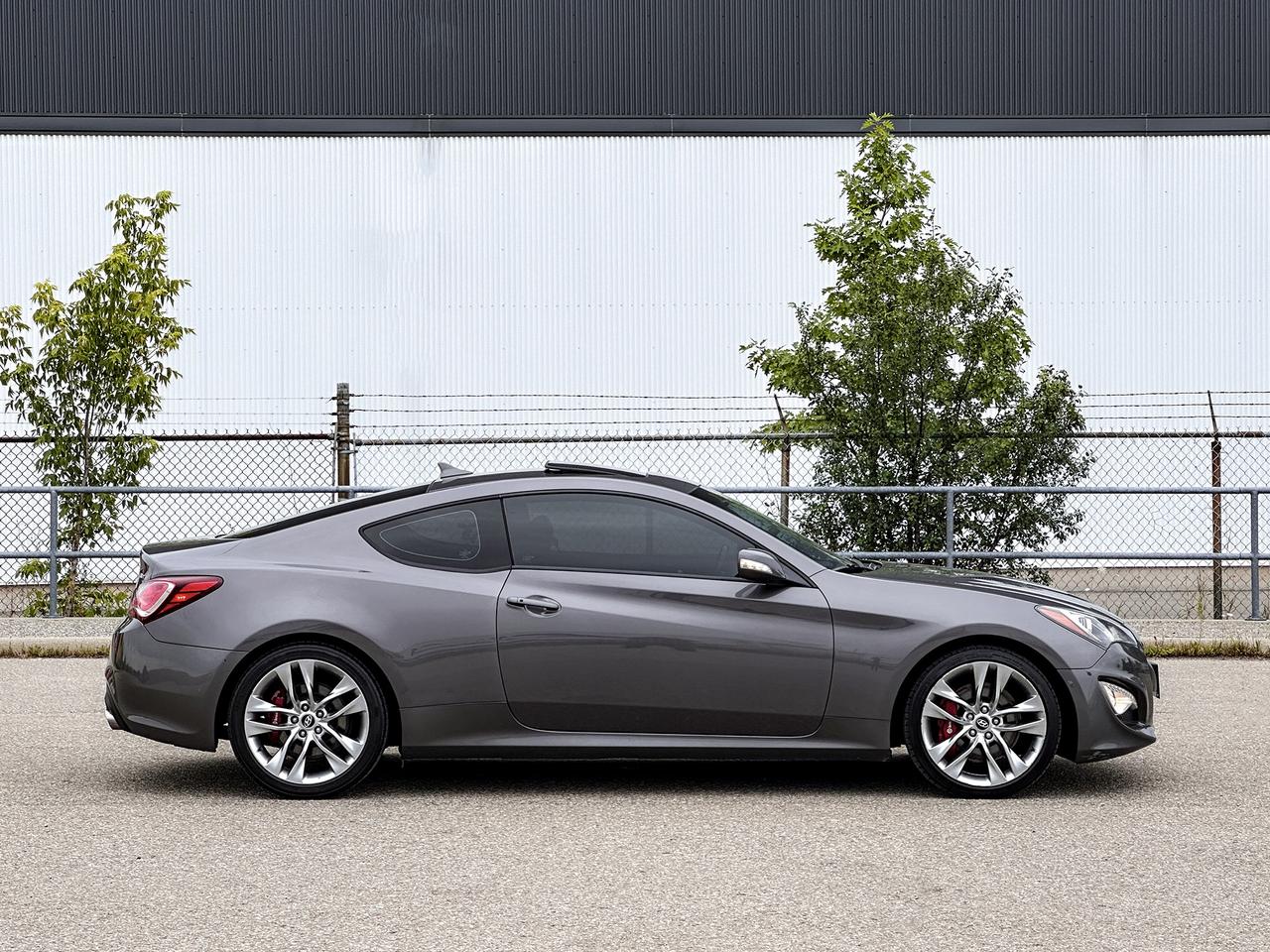 2013 Hyundai Genesis 3.8 GT Track Pkg Photo