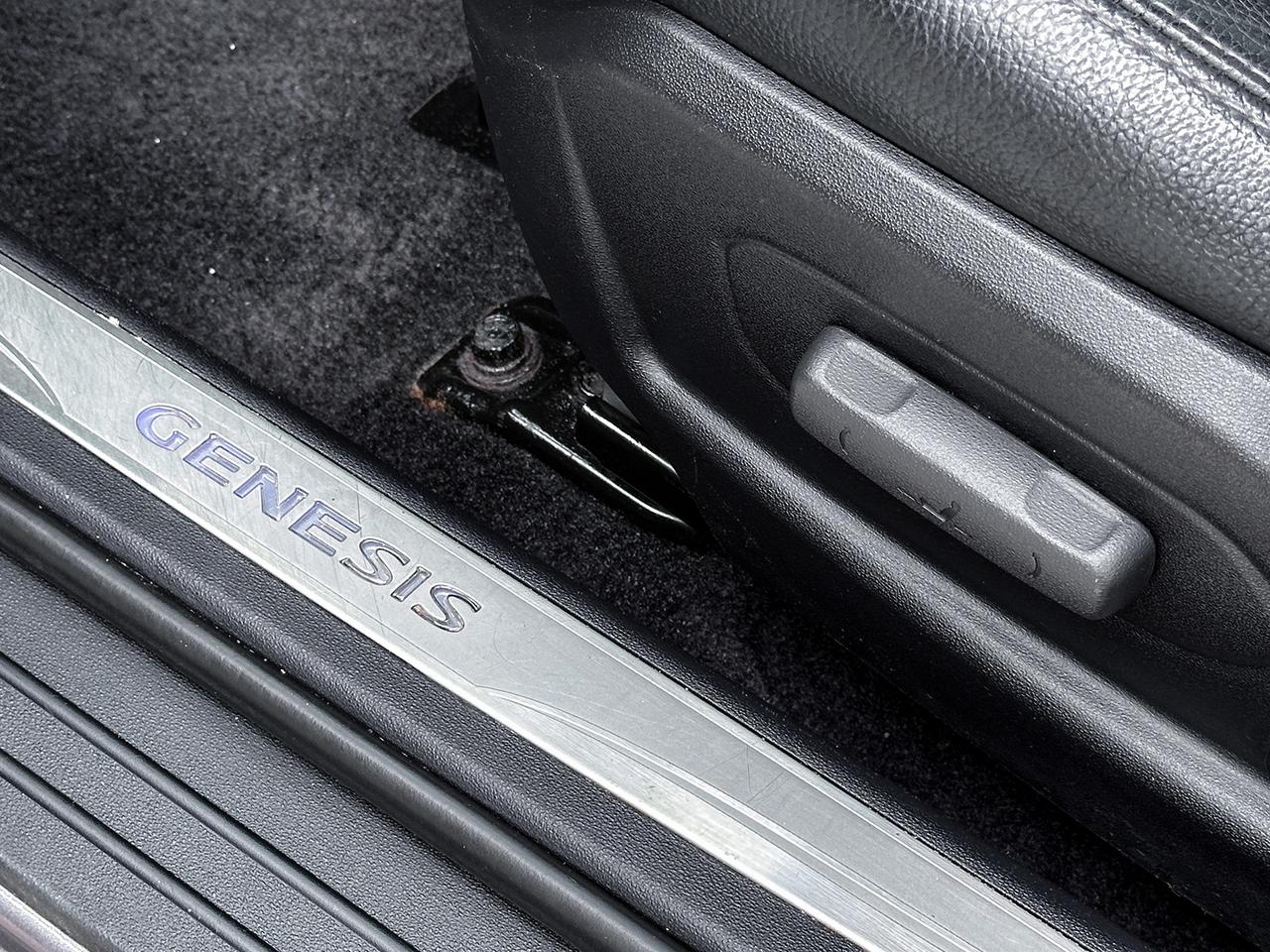 2013 Hyundai Genesis 3.8 GT Track Pkg Photo