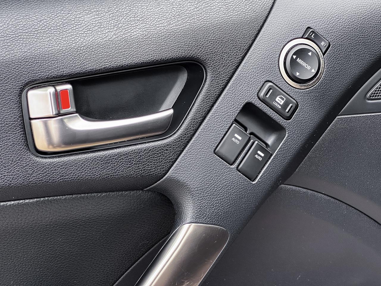 2013 Hyundai Genesis 3.8 GT Track Pkg Photo