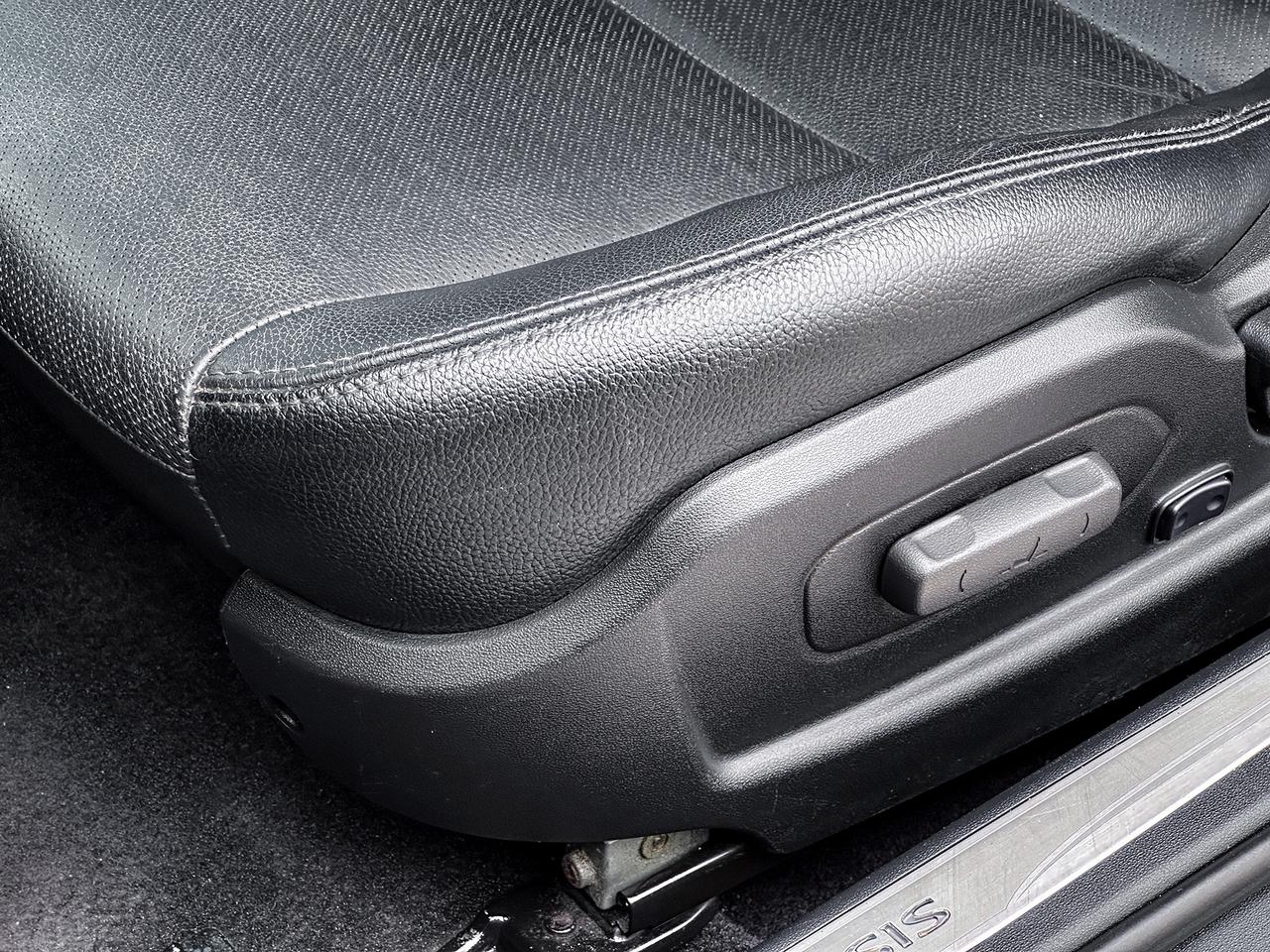 2013 Hyundai Genesis 3.8 GT Track Pkg Photo