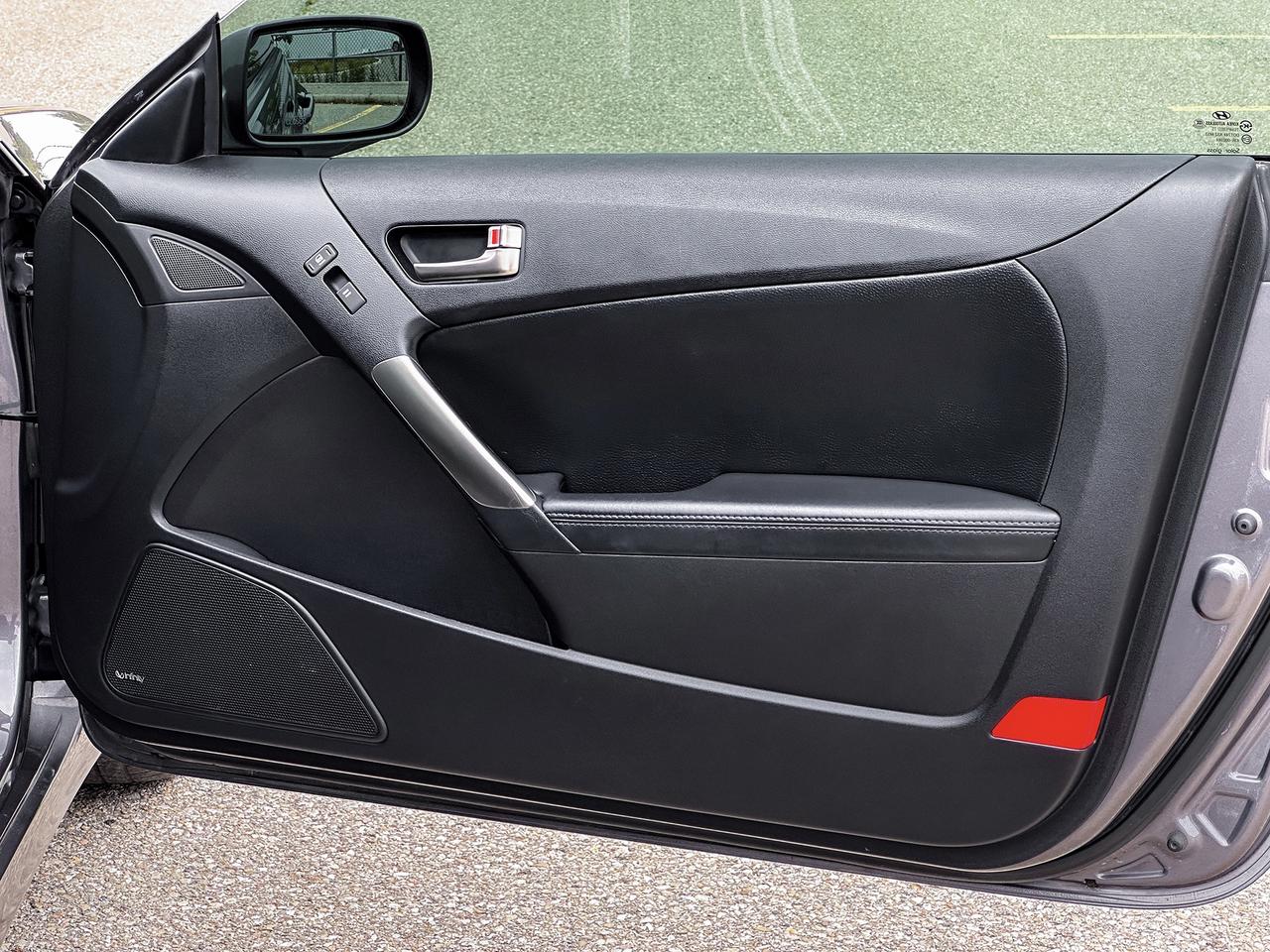 2013 Hyundai Genesis 3.8 GT Track Pkg Photo