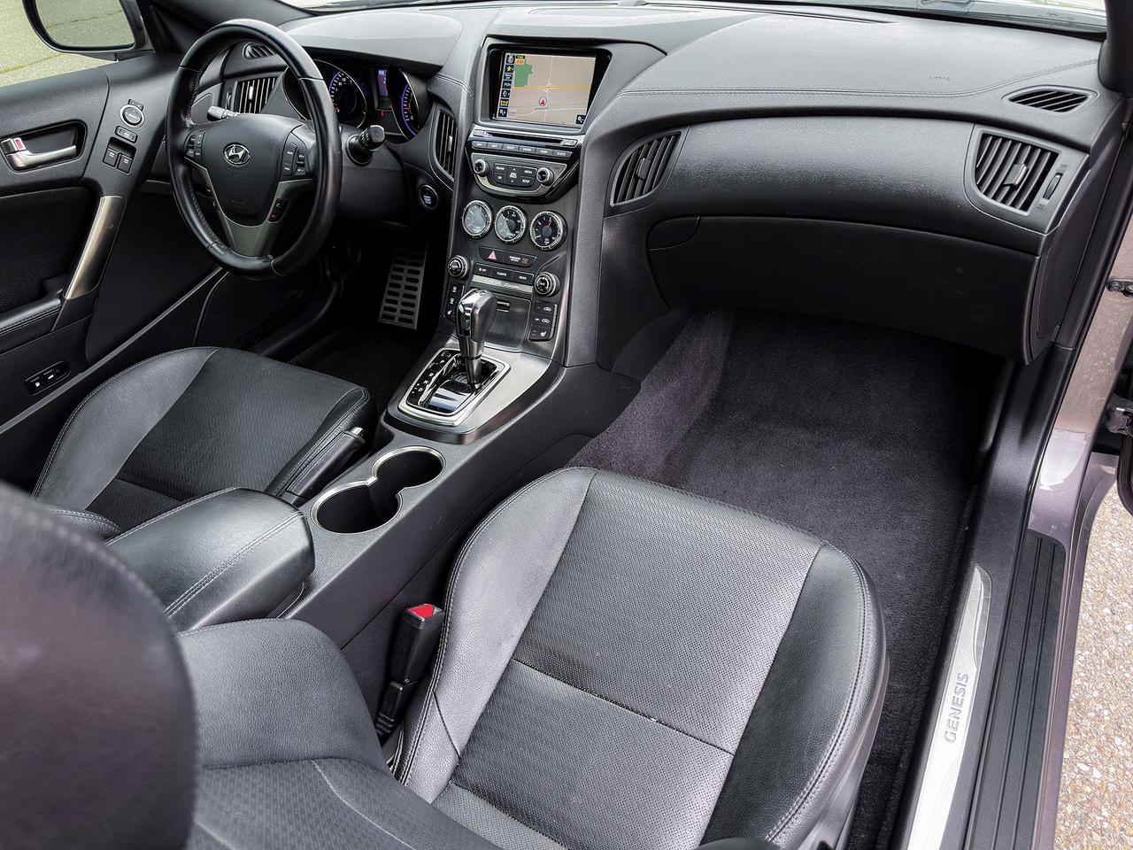 2013 Hyundai Genesis 3.8 GT Track Pkg Photo