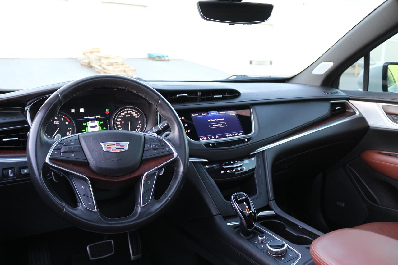 2022 Cadillac XT5 Sport Photo