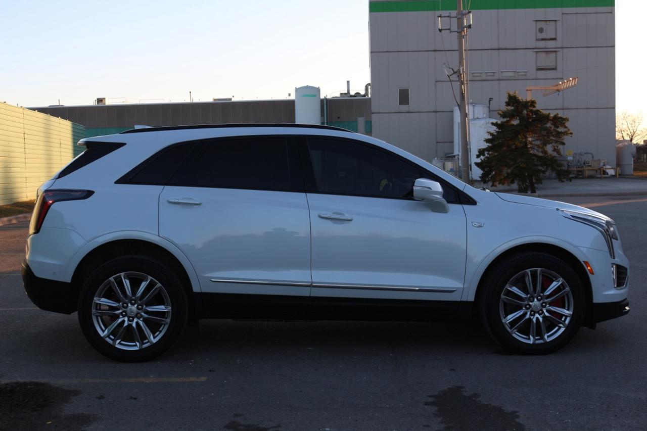 2022 Cadillac XT5 Sport Photo