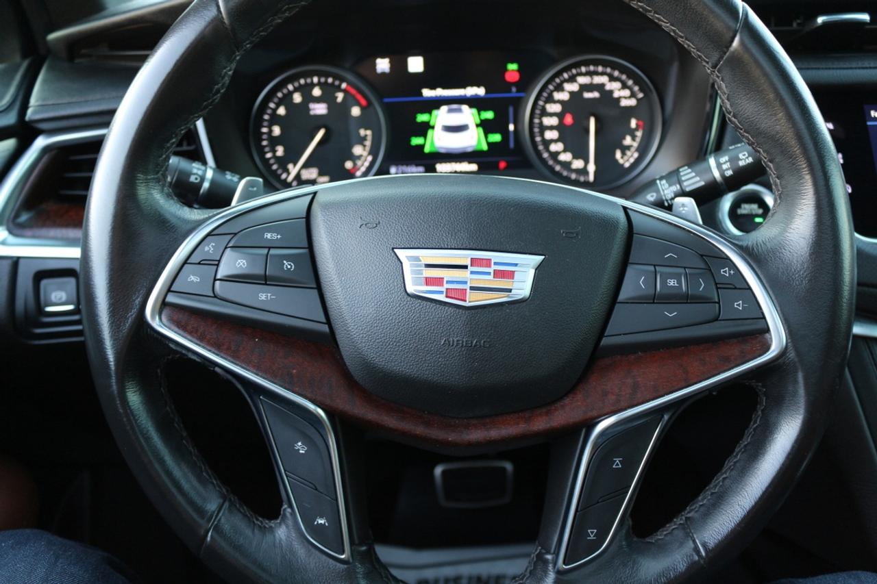 2022 Cadillac XT5 Sport Photo