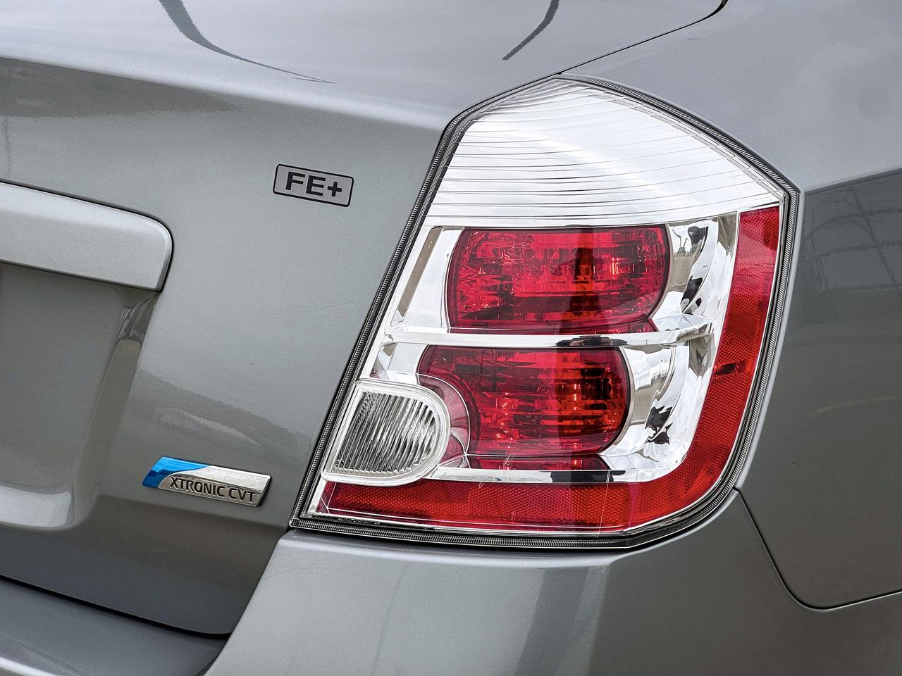 2009 Nissan Sentra S FE+ Photo