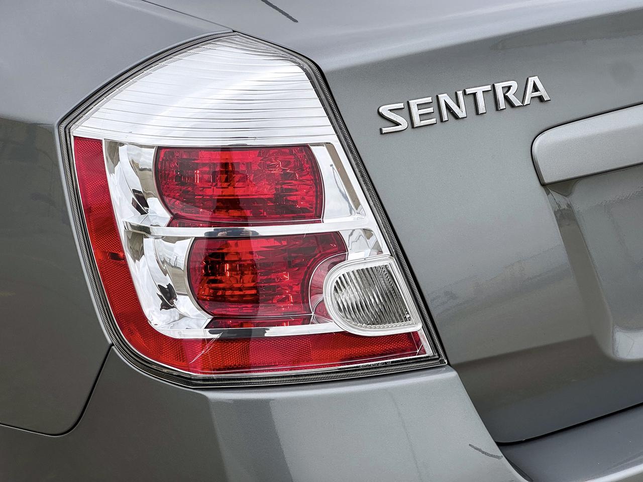 2009 Nissan Sentra S FE+ Photo