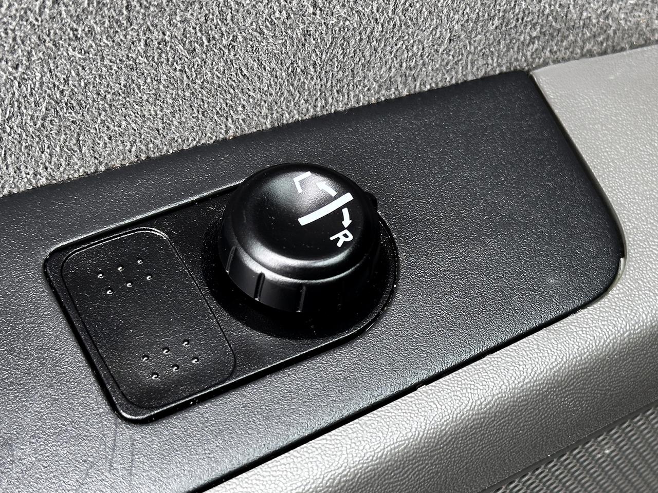 2009 Nissan Sentra S FE+ Photo