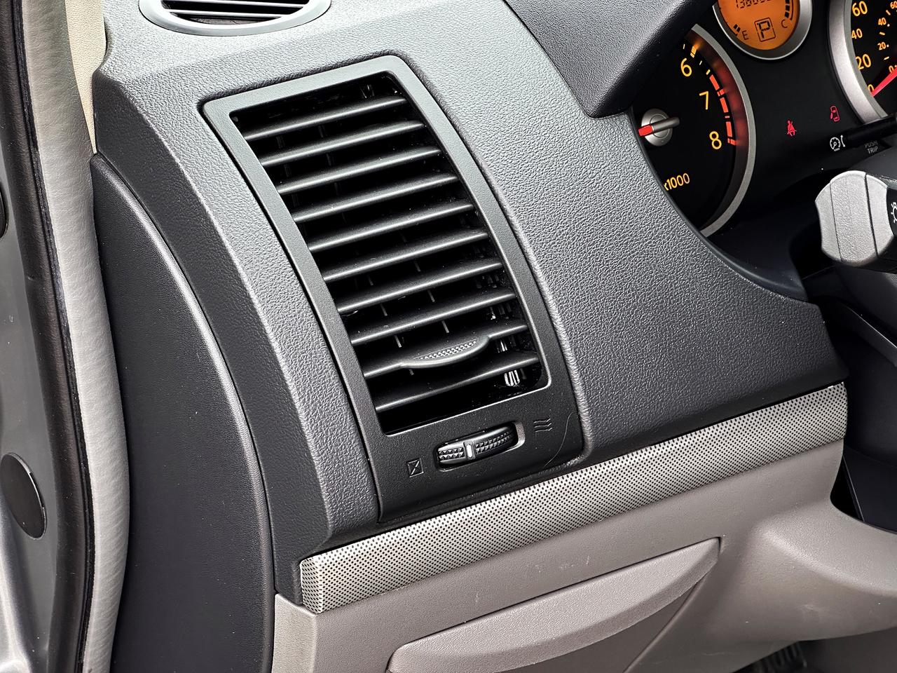 2009 Nissan Sentra S FE+ Photo