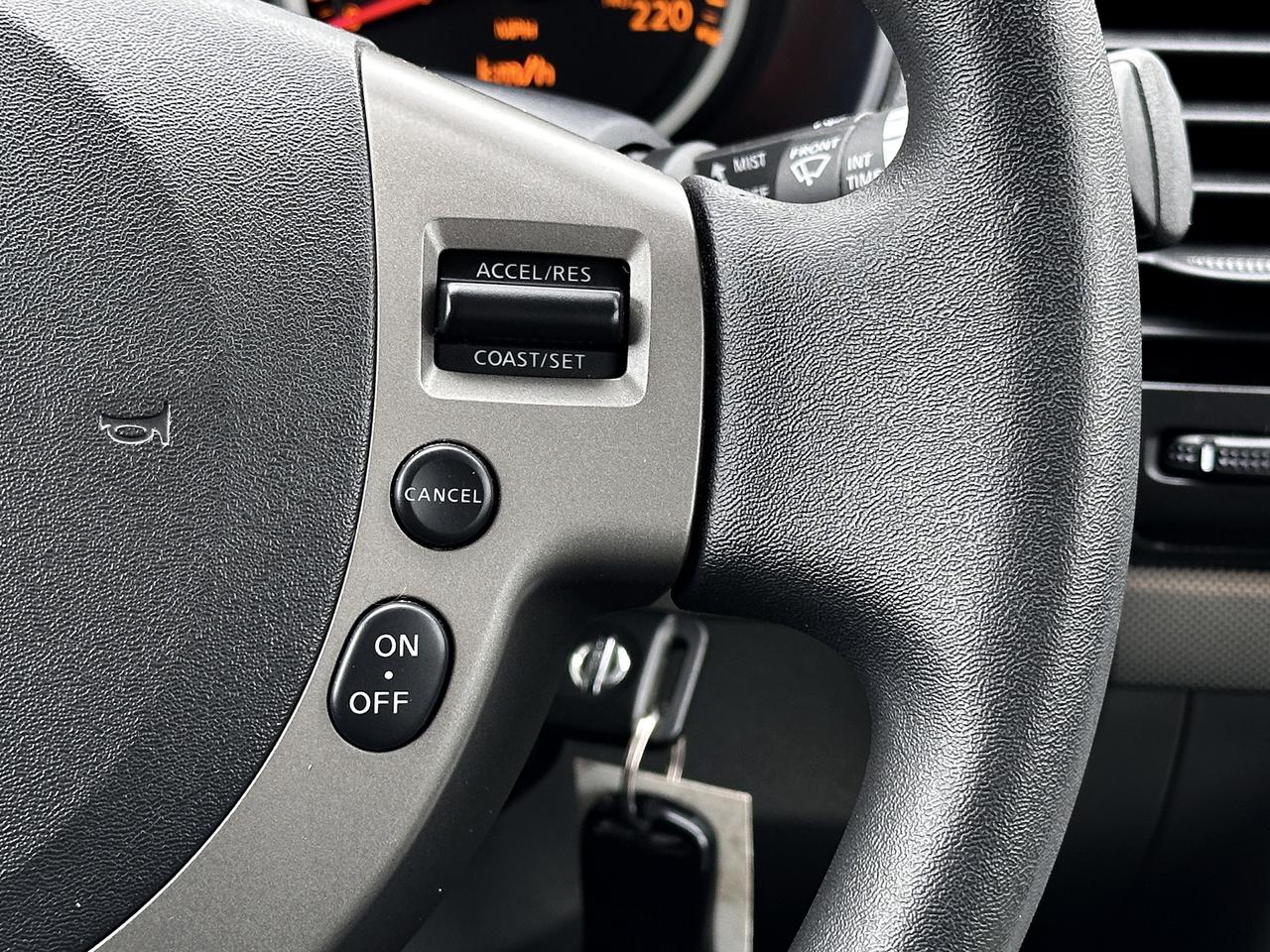 2009 Nissan Sentra S FE+ Photo