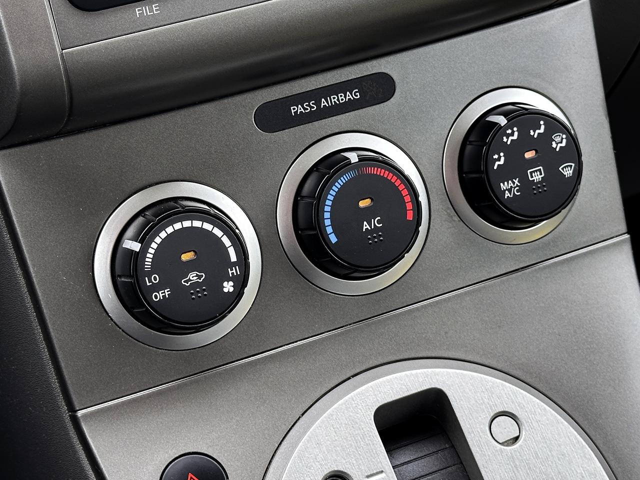 2009 Nissan Sentra S FE+ Photo