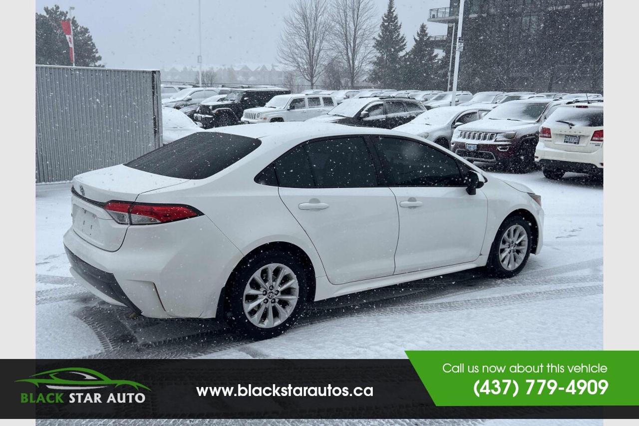 2020 Toyota Corolla LE Photo3