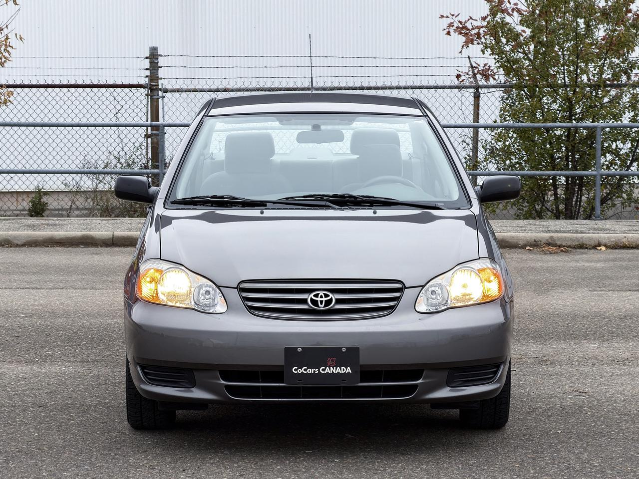 2004 Toyota Corolla CE Photo