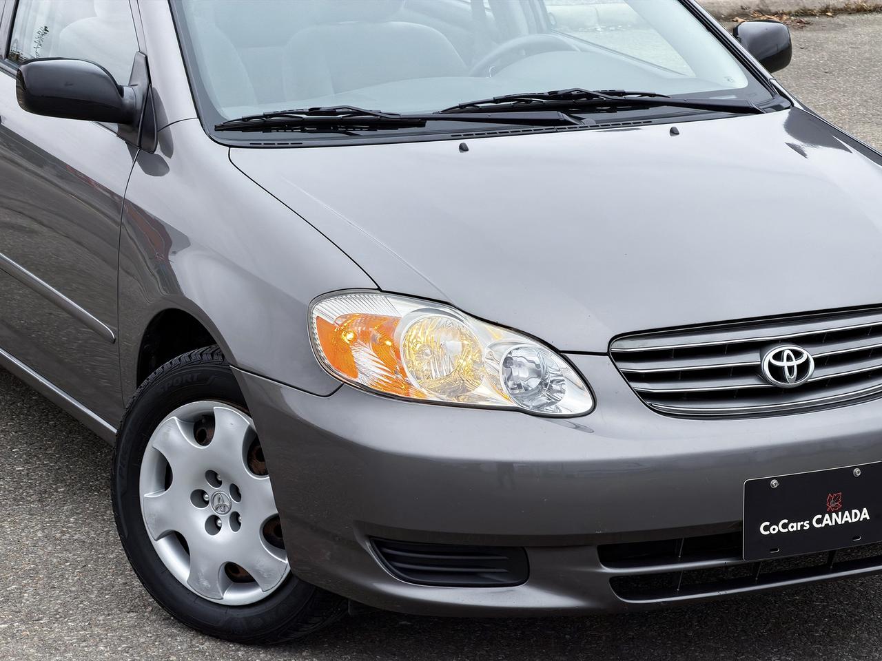 2004 Toyota Corolla CE Photo