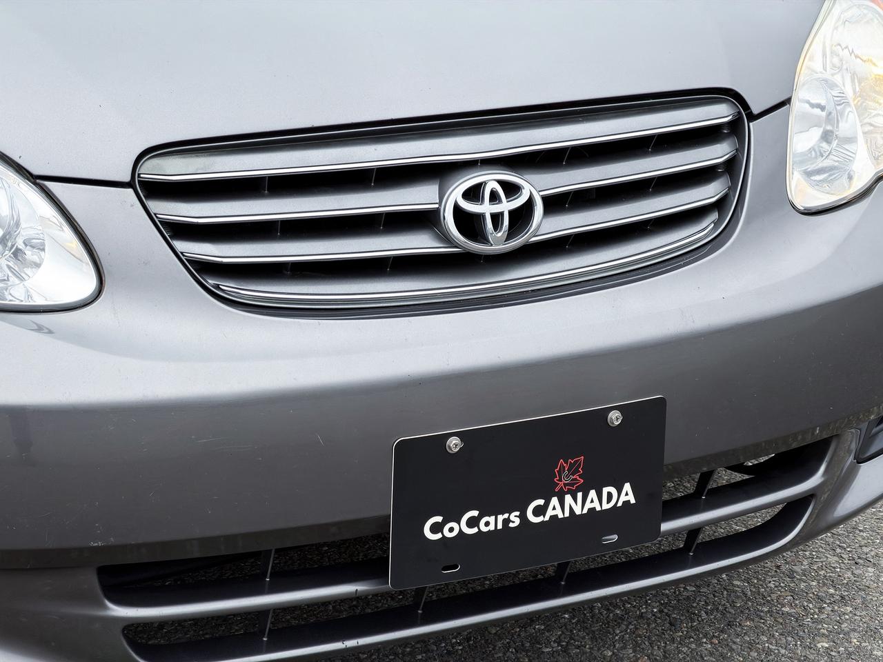 2004 Toyota Corolla CE Photo