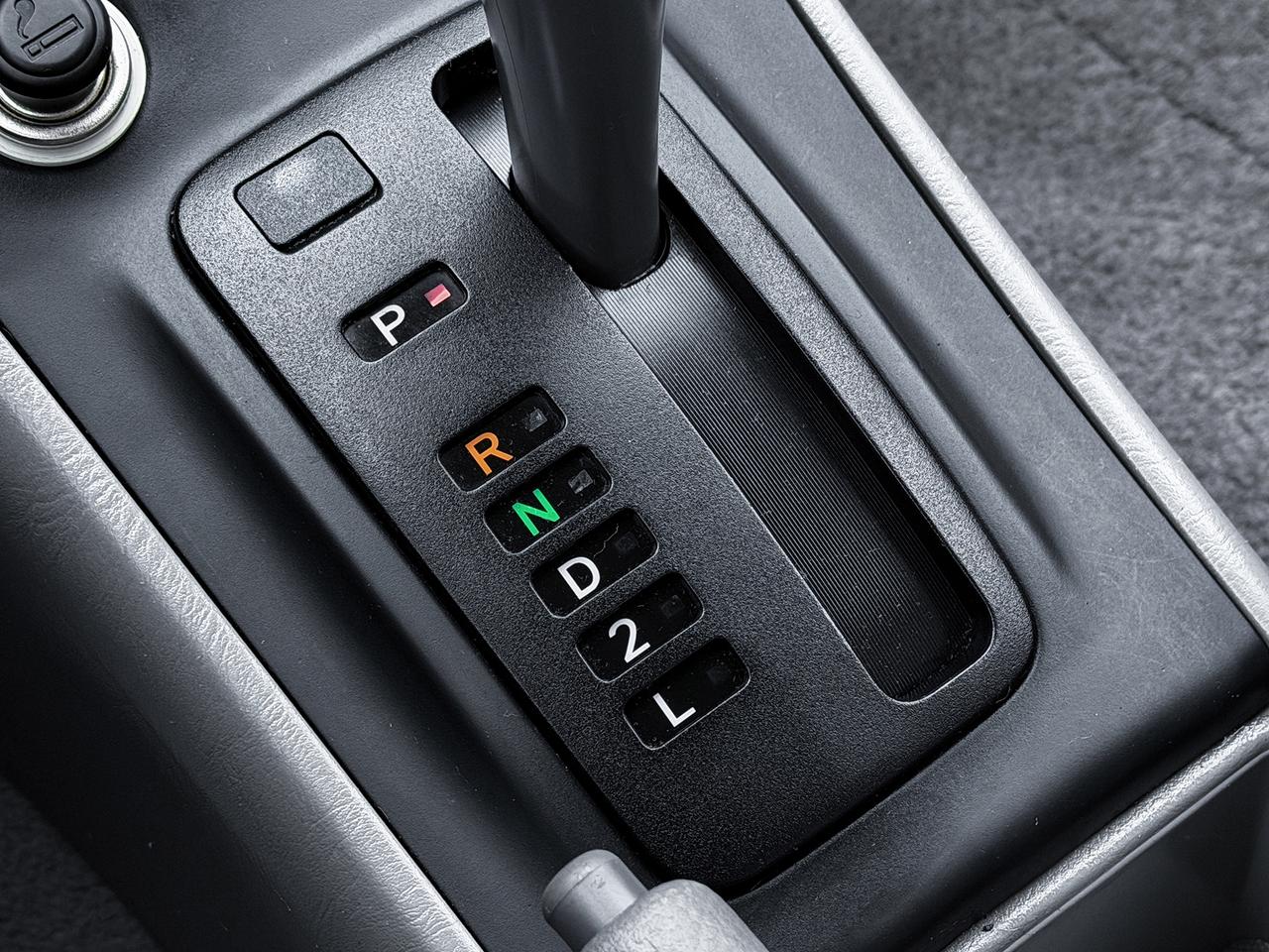 2004 Toyota Corolla CE Photo