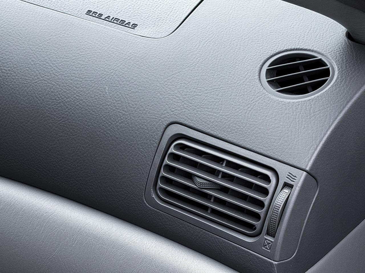 2004 Toyota Corolla CE Photo