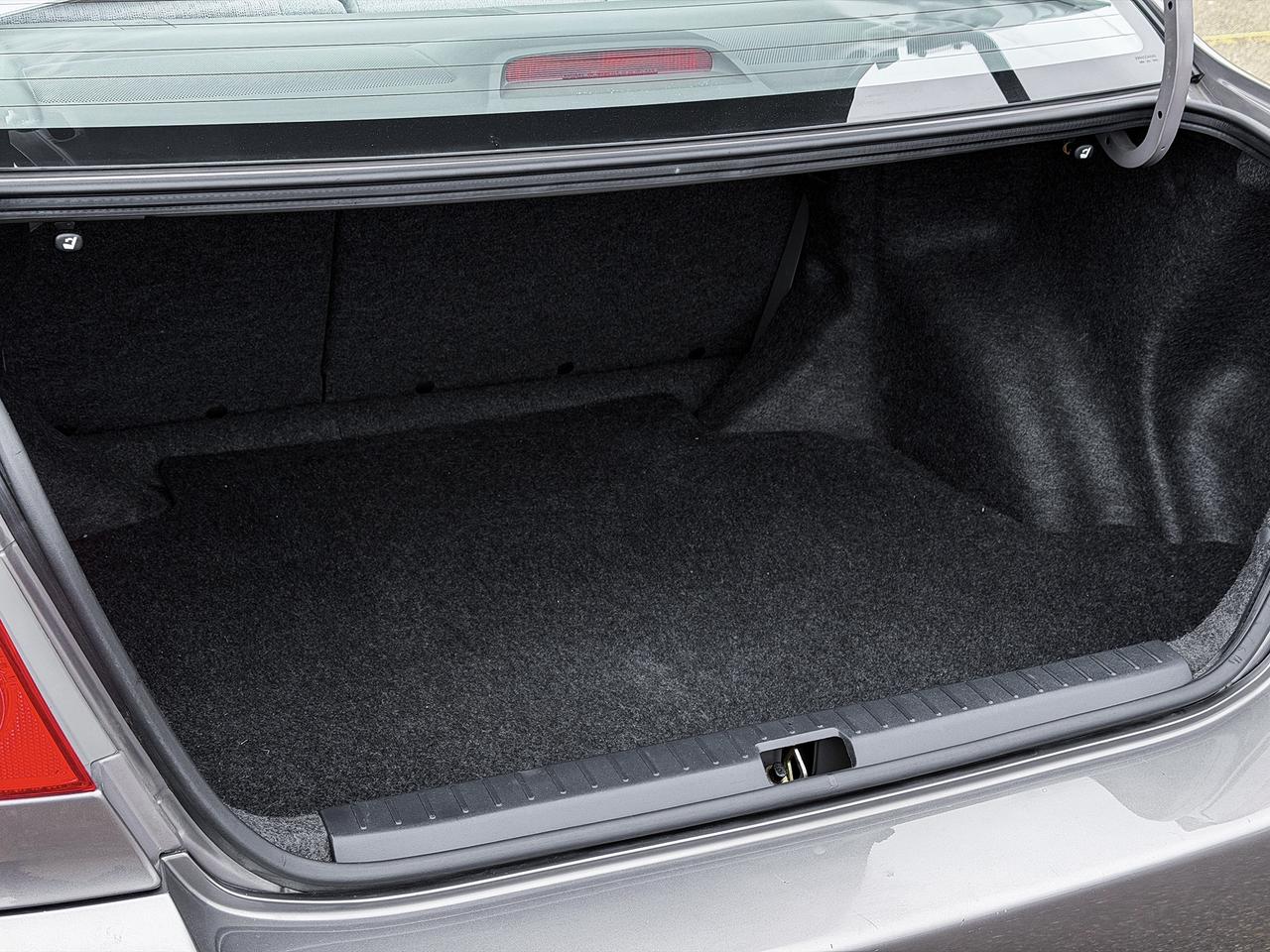 2004 Toyota Corolla CE Photo