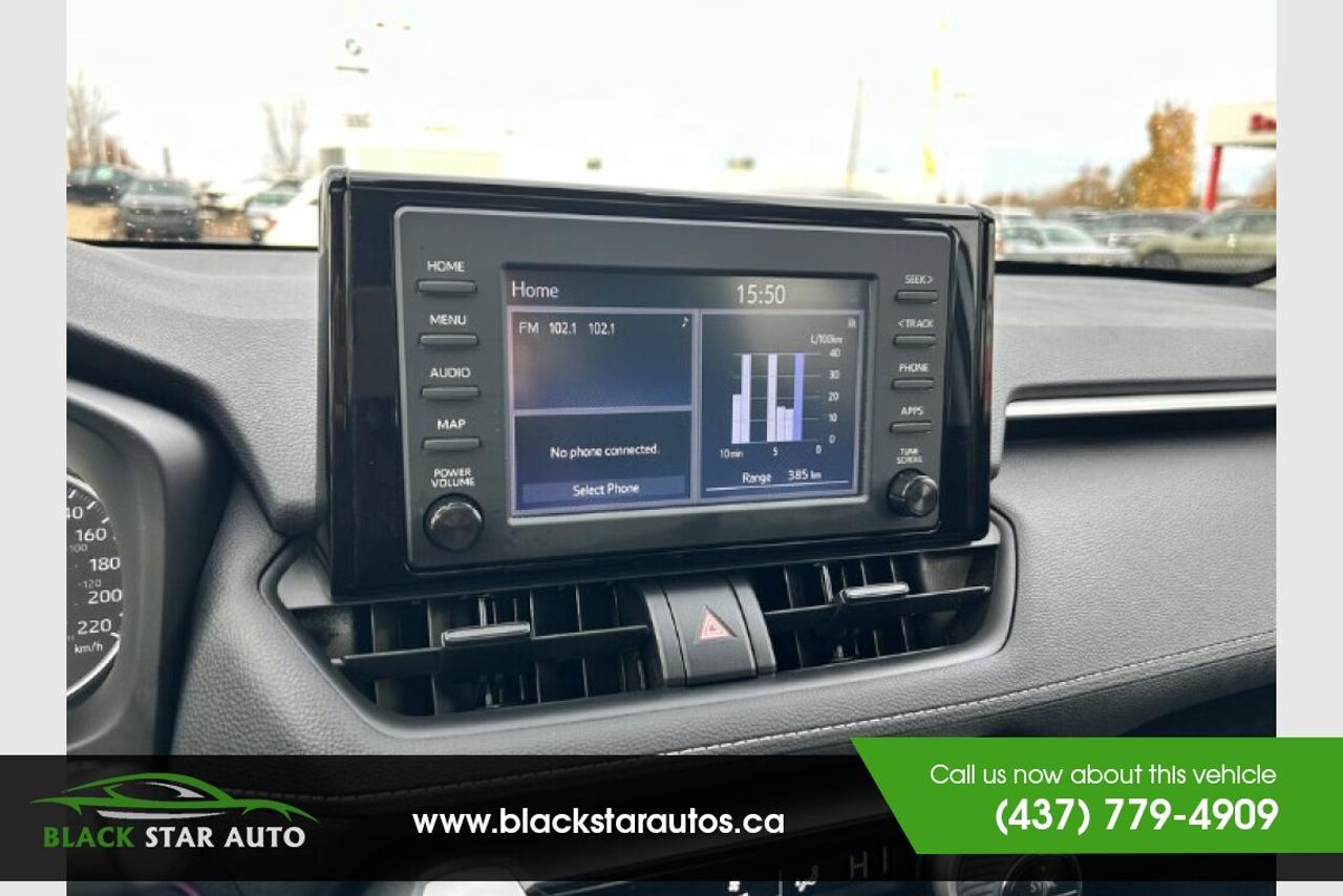 2021 Toyota RAV4 XLE Photo