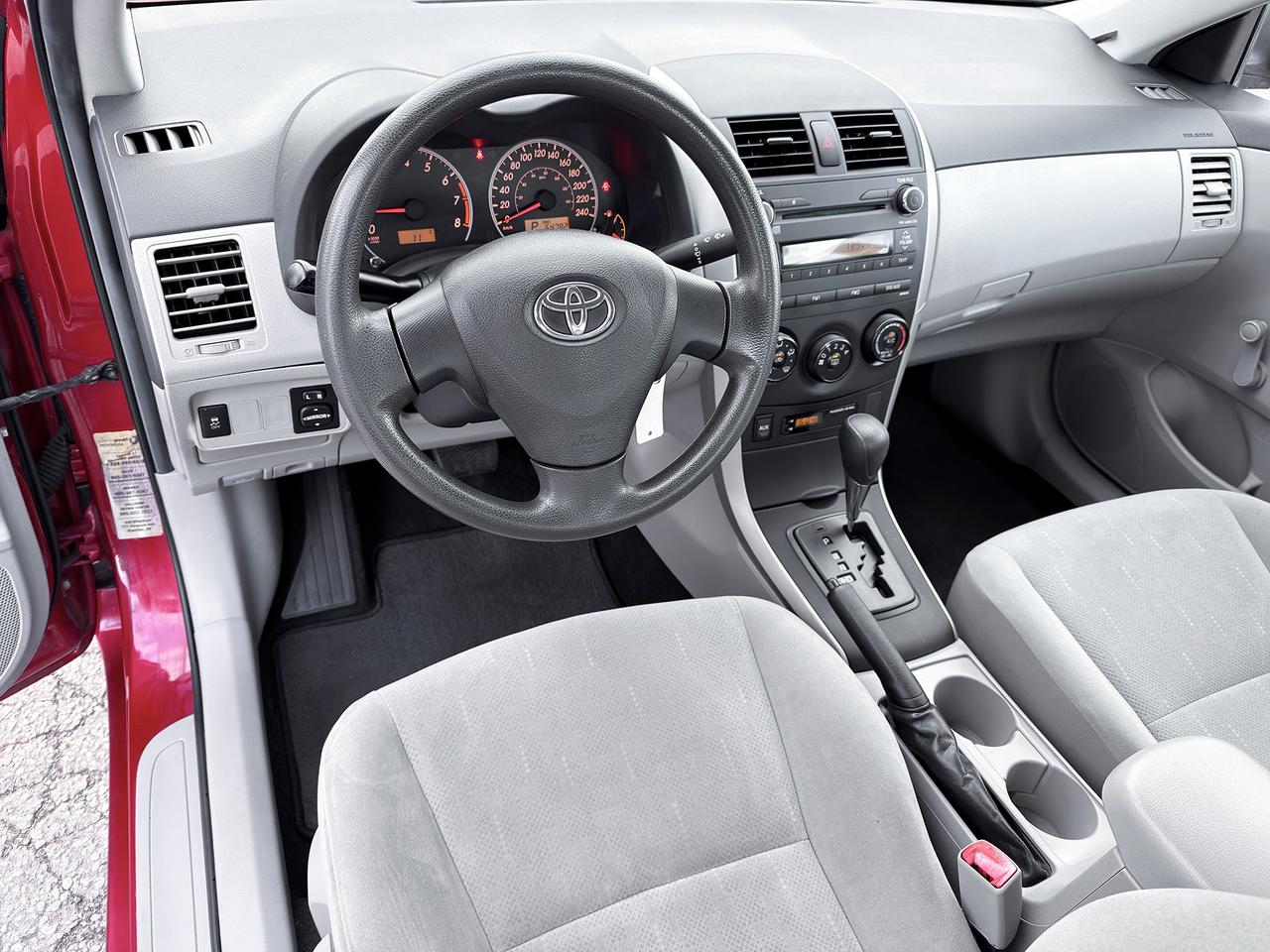 2011 Toyota Corolla CE Photo