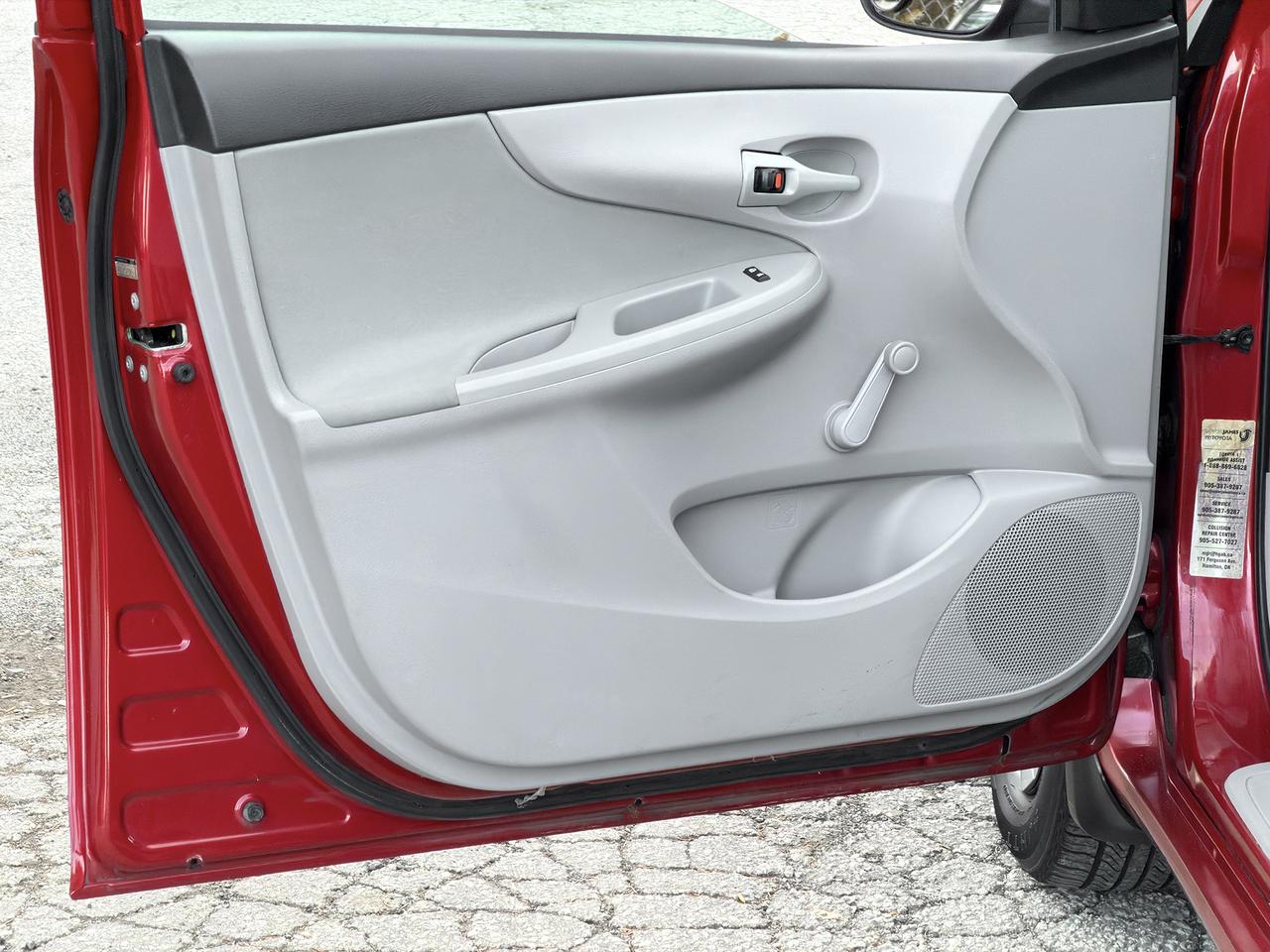 2011 Toyota Corolla CE Photo