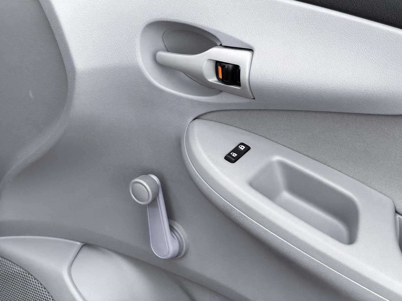 2011 Toyota Corolla CE Photo