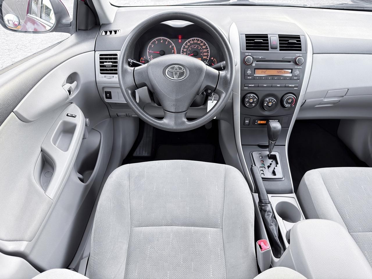 2011 Toyota Corolla CE Photo