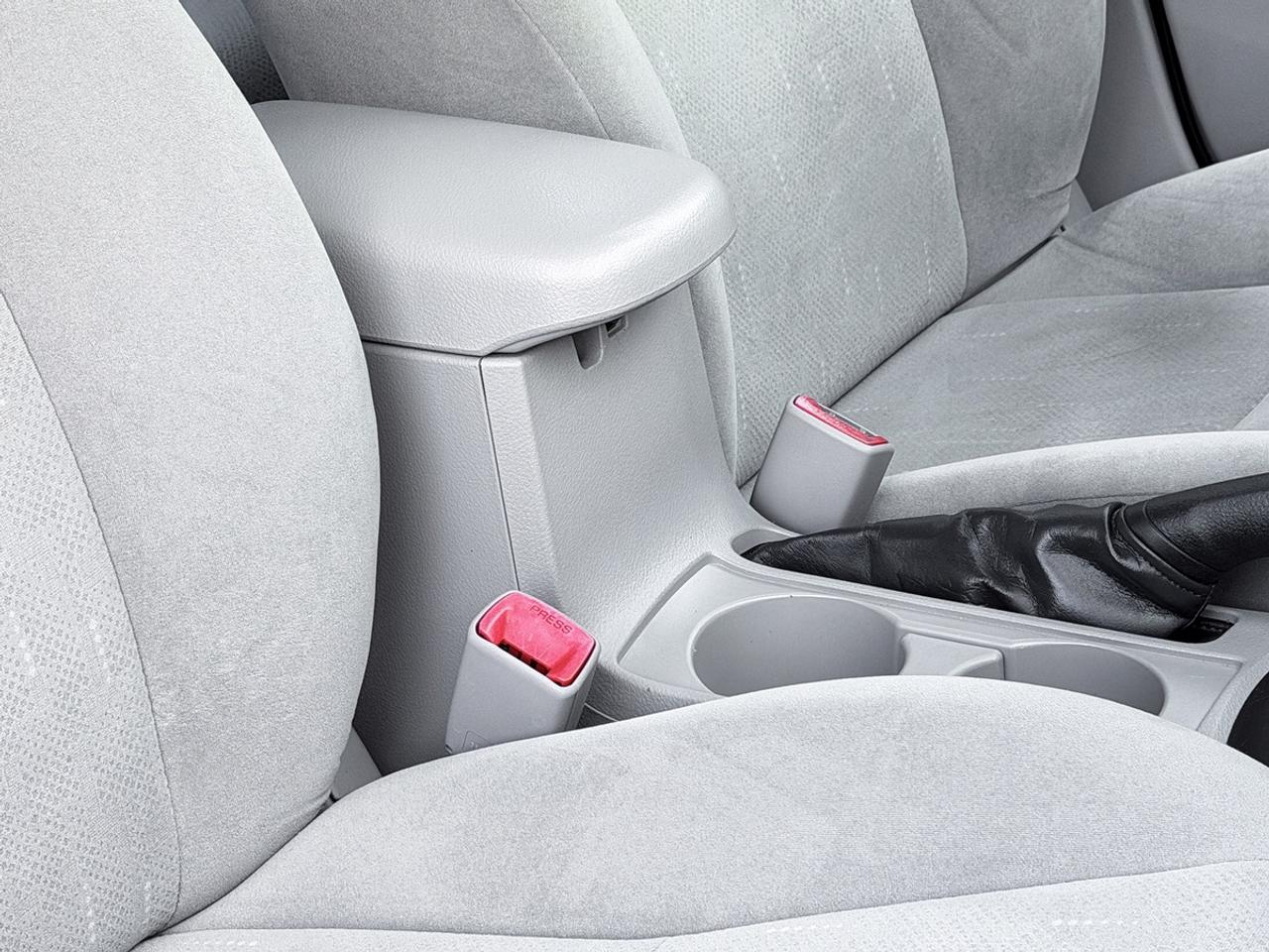 2011 Toyota Corolla CE Photo