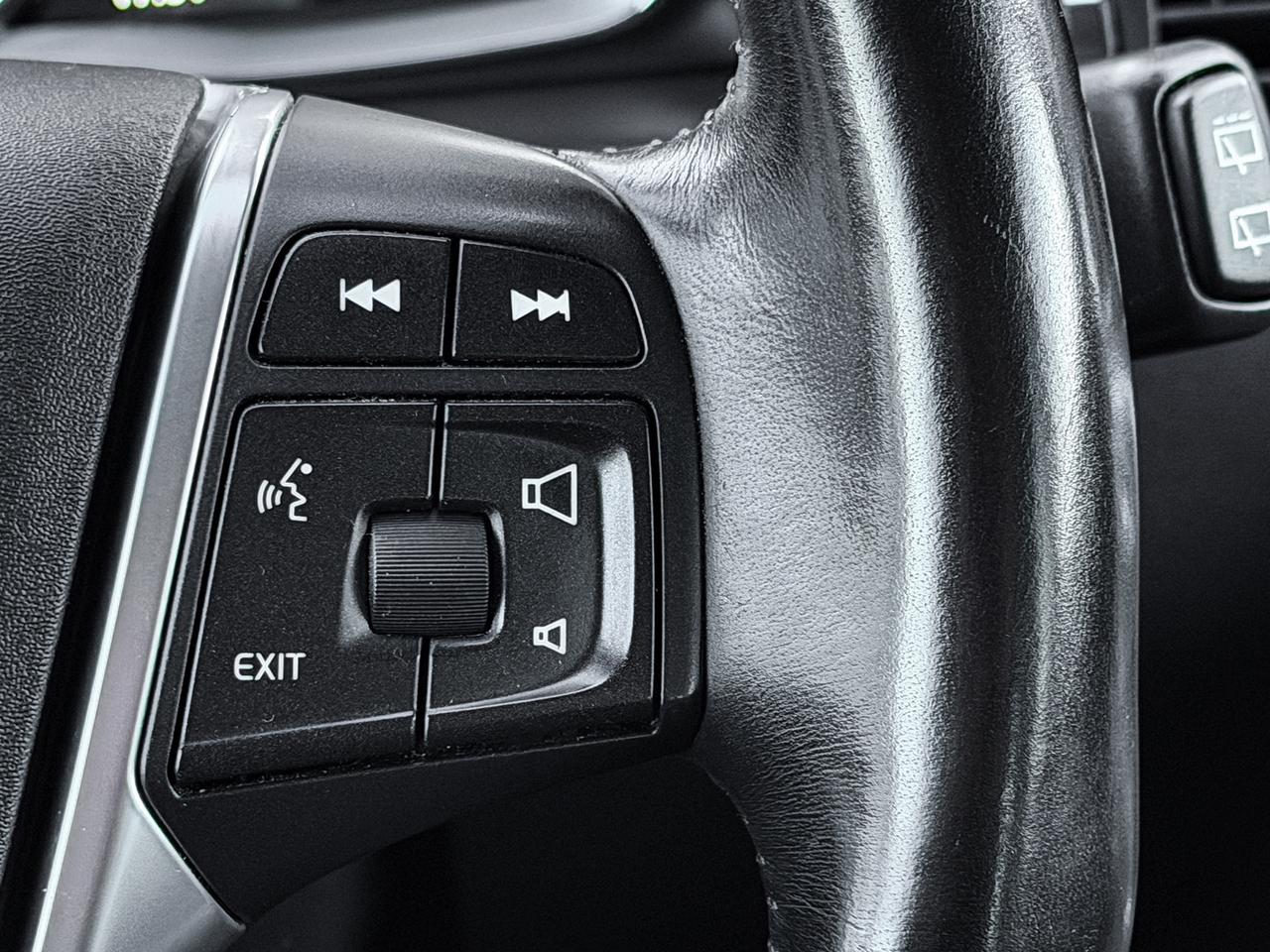 2015 Volvo XC70 3.0 T6 Premier+ AWD Photo