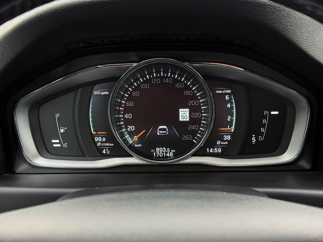 2015 Volvo XC70 3.0 T6 Premier+ AWD Photo