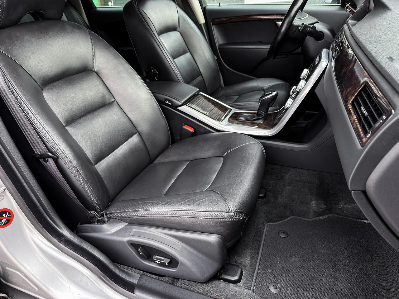 2015 Volvo XC70 3.0 T6 Premier+ AWD Photo