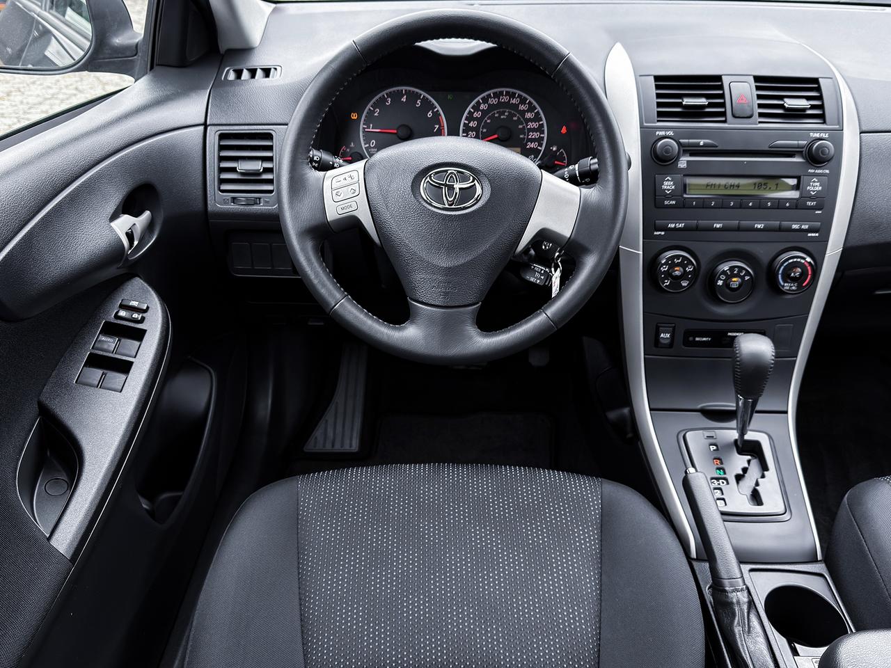 2009 Toyota Corolla S Photo