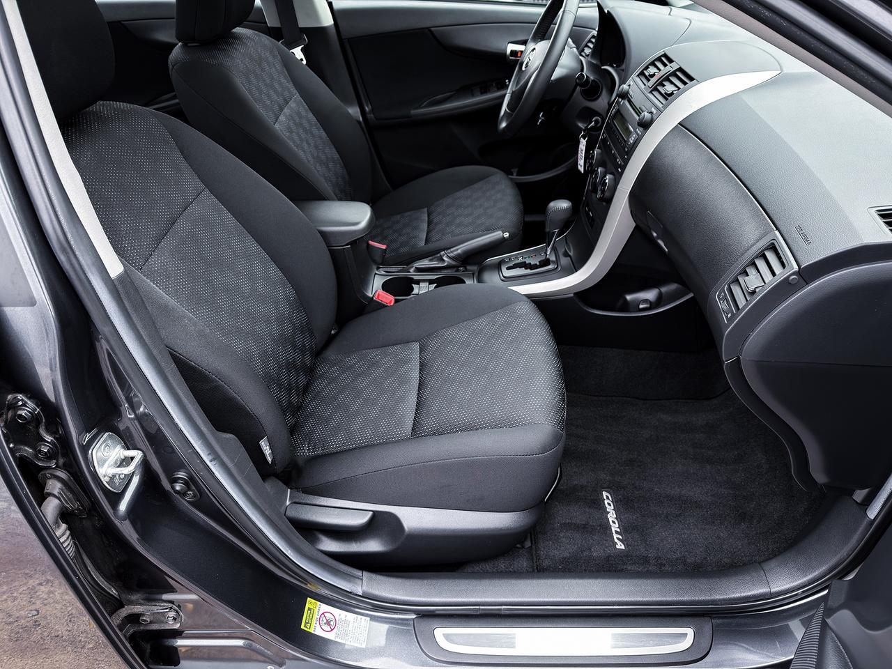 2009 Toyota Corolla S Photo